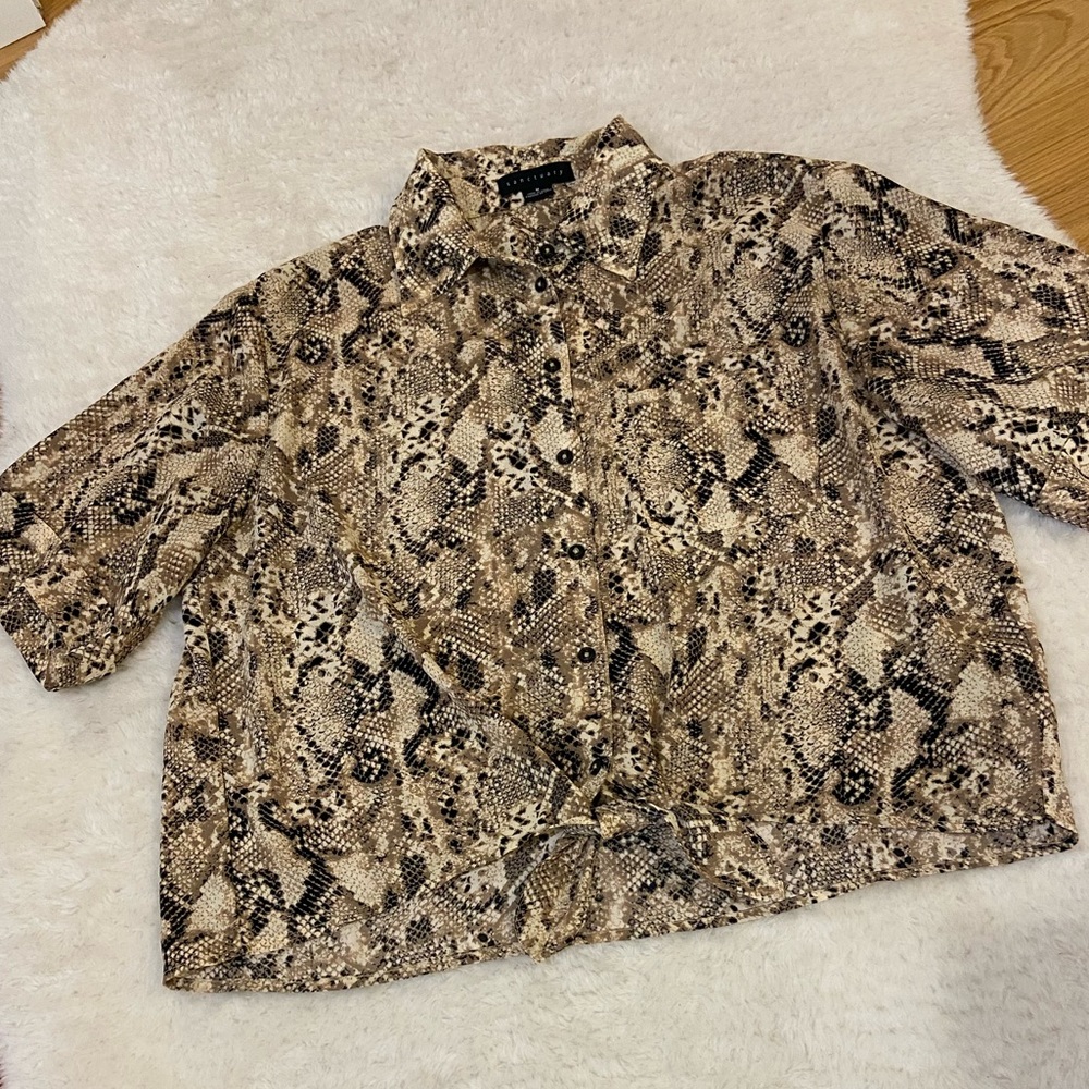 Anthropologie Sanctuary Snakeskin Print Buttondown - Picture 1 of 3